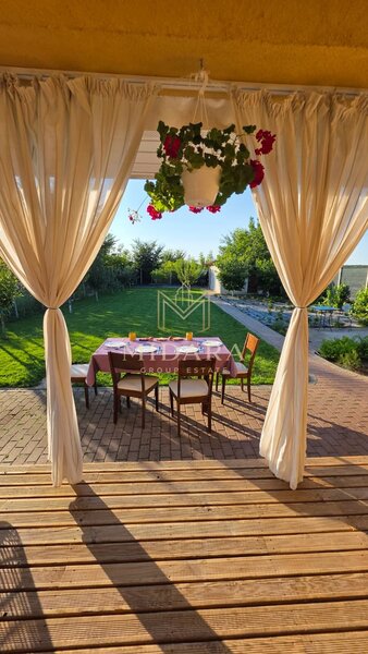 Gradistea, IF, casa 4 camere 1000 mp teren, 222.000 €, 0 comision.