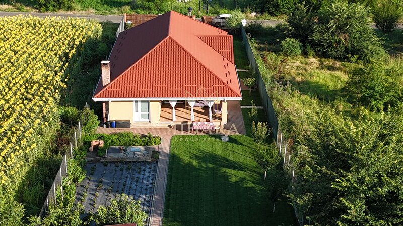 Gradistea, IF, casa 4 camere 1000 mp teren, 222.000 €, 0 comision.